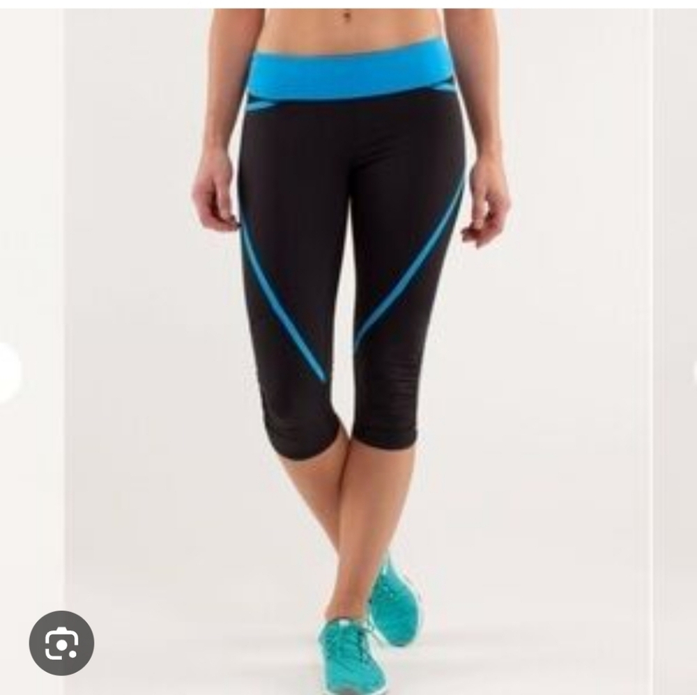 Lululemon Run Pace Crop Legging Size 6●